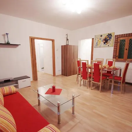 Raisa Apartments Fuenkhgasse Pressbaum Room photo