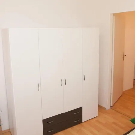 Raisa Apartments Fuenkhgasse Pressbaum Room photo